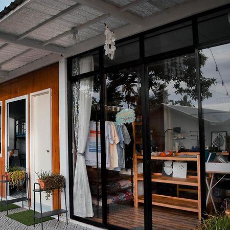 Olive Hostel ロハス エクステリア 写真